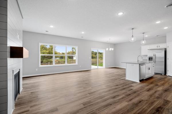 22394 Denmark CT, Farmington, MN 55024