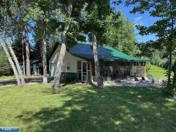 2964 Chaps RD #2964, Cook, MN 55723