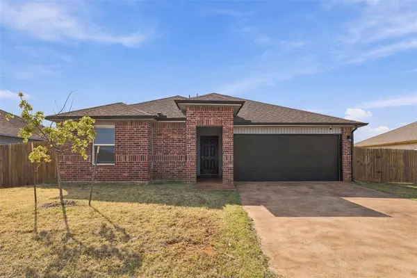 2425 Sunshine LN, Yukon, OK 73099