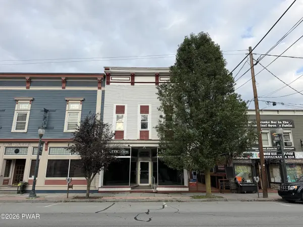 213 Main AVE, Hawley, PA 18428