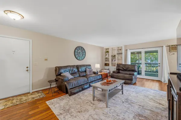 2362 WISCONSIN ST, Oshkosh, WI 54901-7810