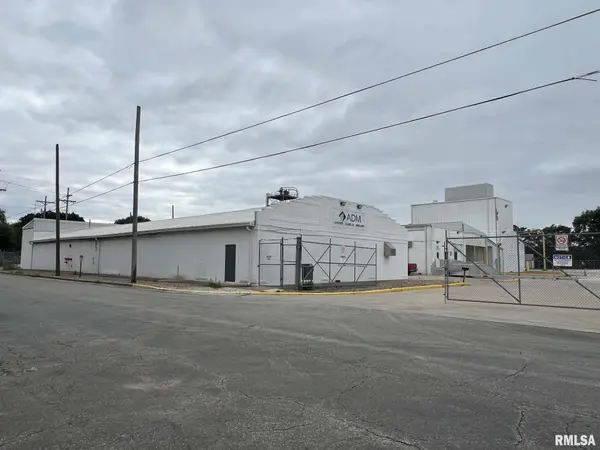 160 E MAIN ST, Bushnell, IL 61422