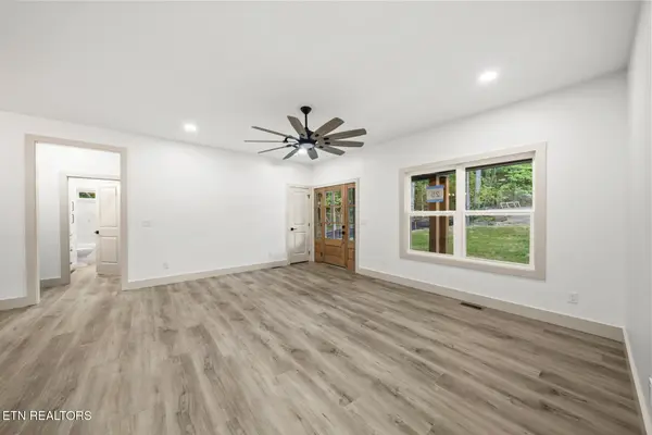 25 Andover Lane, Crossville, TN 38558