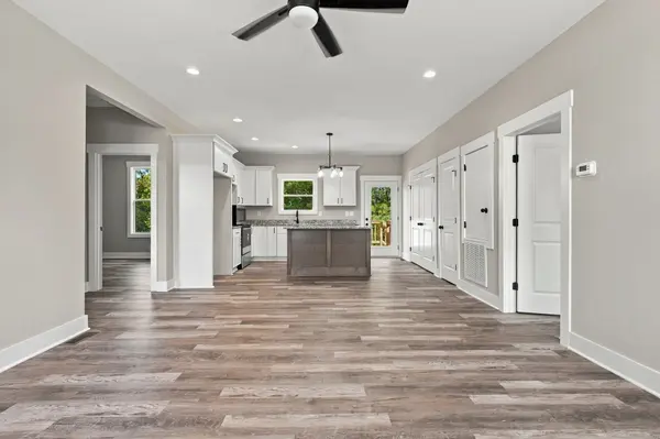 106 Shoal Creek Rd, Leoma, TN 38468