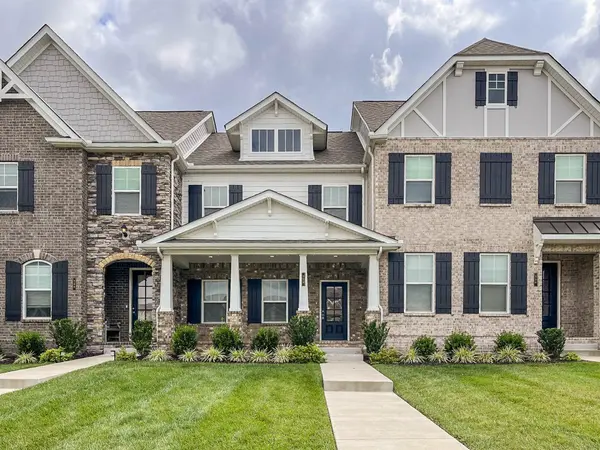 728 Hahn Ct, Lebanon, TN 37087