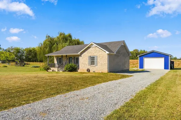 4436 John Farmer Rd, Cedar Hill, TN 37032