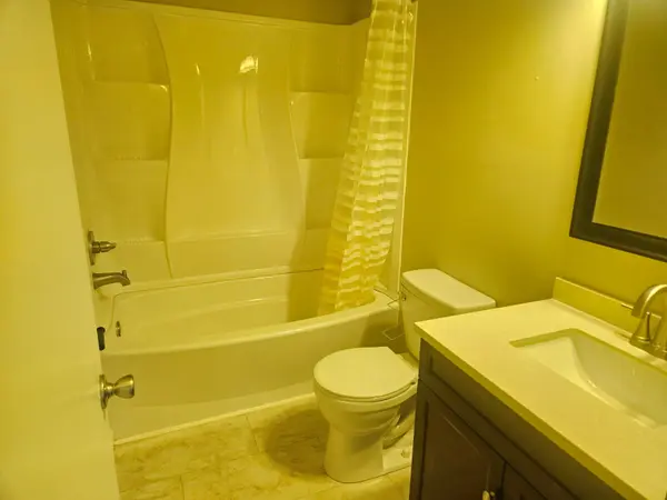 106 Dora Dr, Goodlettsville, TN 37072