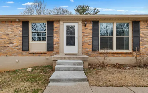 115 W Park Dr, Clarksville, TN 37043