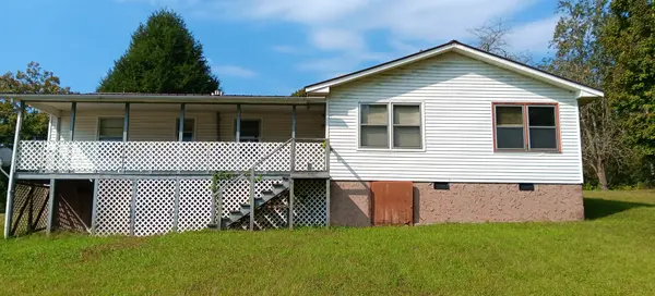 2192 Flat Branch Rd, Tracy City, TN 37387