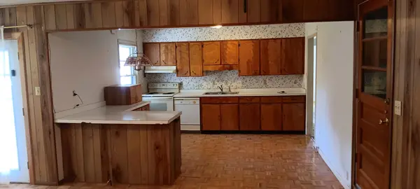 2192 Flat Branch Rd, Tracy City, TN 37387
