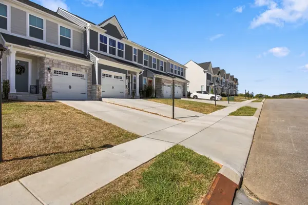 1829 Goldsberry St, Columbia, TN 38401