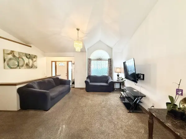 1831 S Brandon St, Wichita, KS 67207
