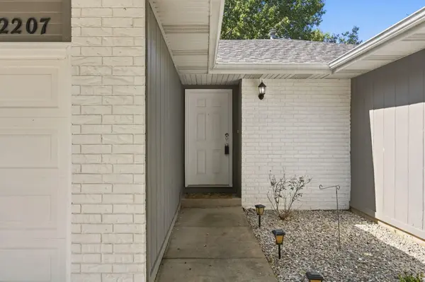 2207 S Nettleton AVE, Springfield, MO 65807