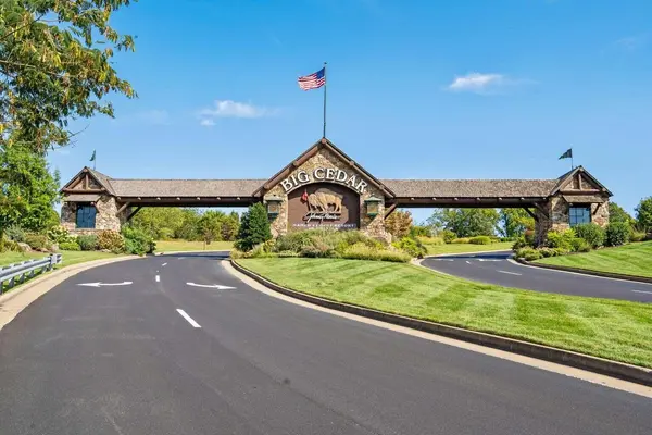 117 Greystone DR, Hollister, MO 65672