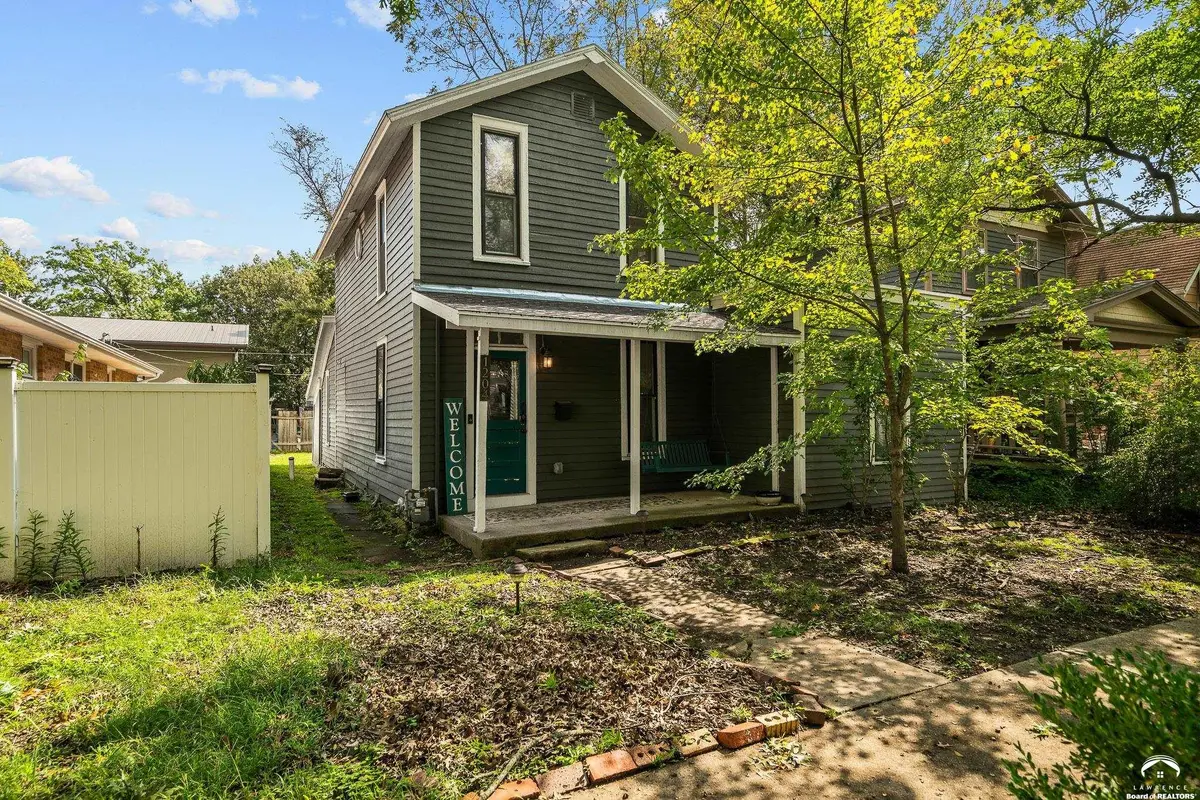 1204 Rhode Island ST, Lawrence, KS 66044