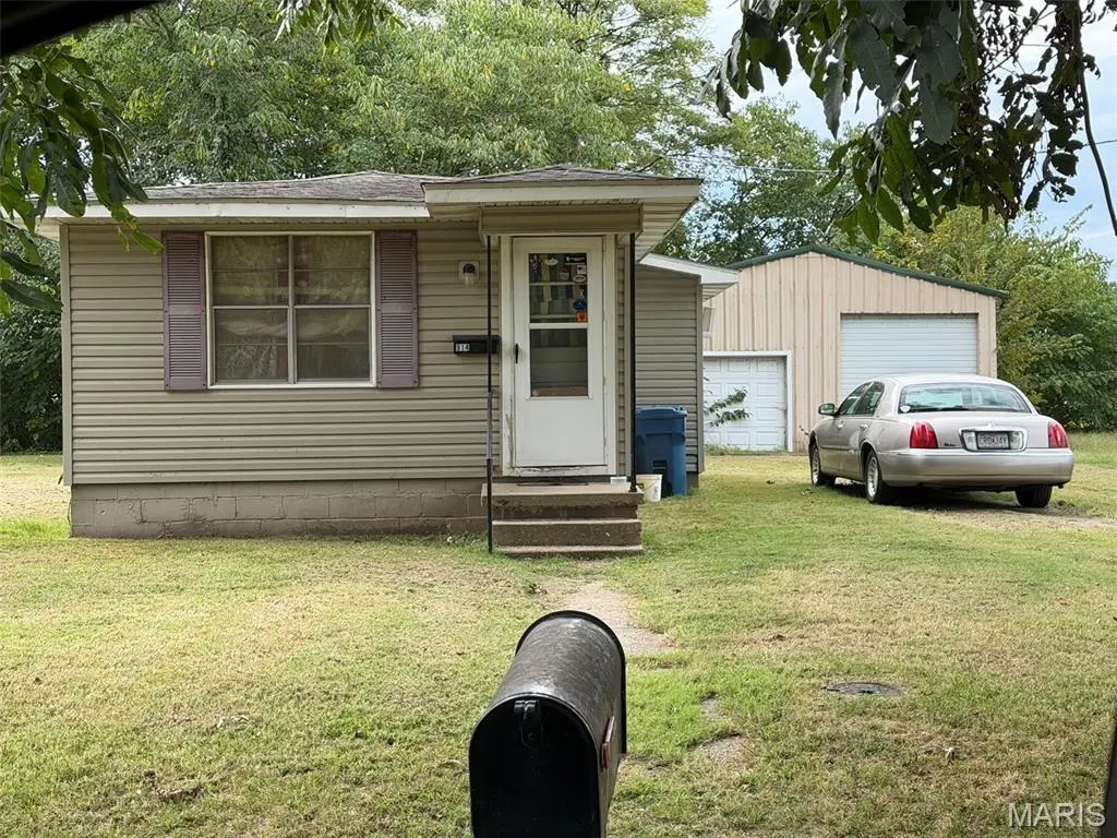 914 Mott, New Madrid, MO 63869