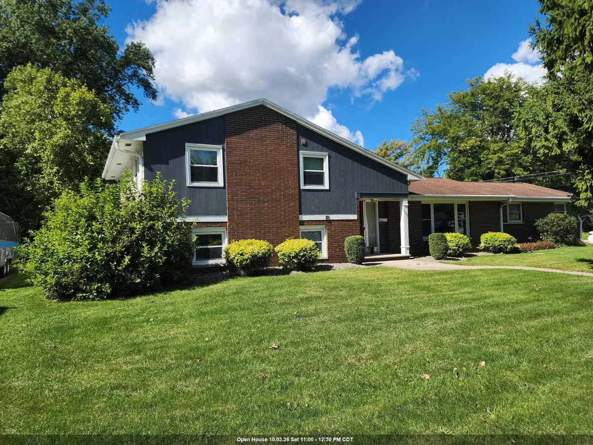 1600 PATTON ST, Green Bay, WI 54301-2457