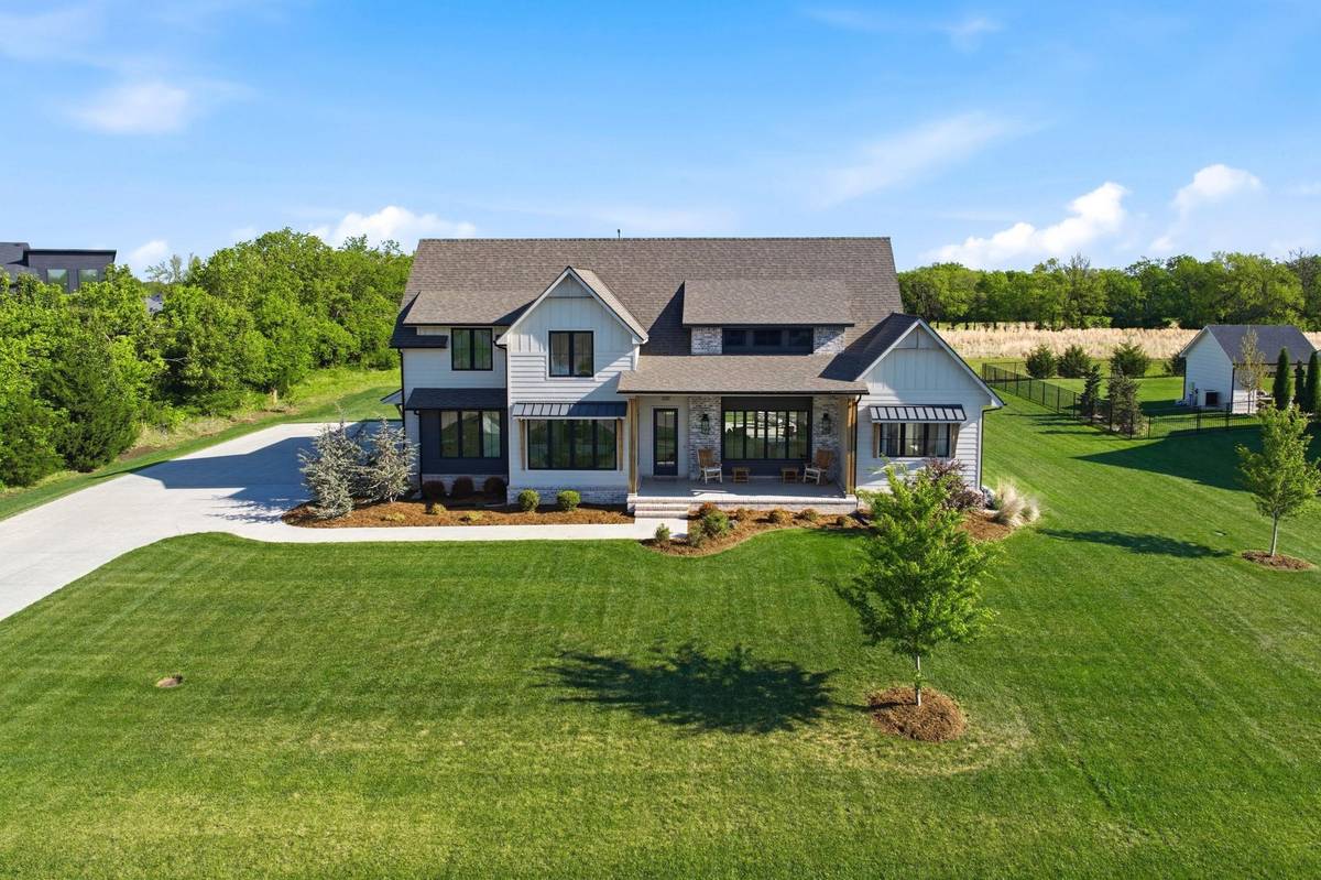 200 Cedar Ranch Ct, Derby, KS 67037
