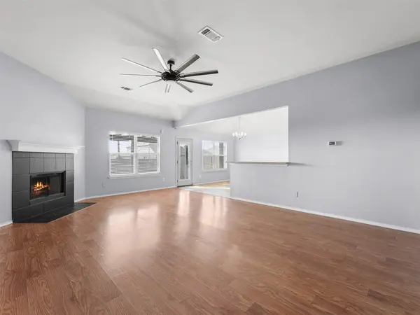 276 Jerry Lees TRL, Kyle, TX 78640