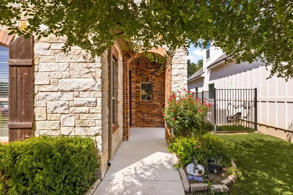 332 Ancient Oak WAY, San Marcos, TX 78666