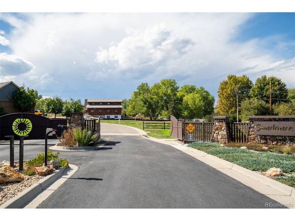 8855 W Bear Creek, Lakewood, CO 80227