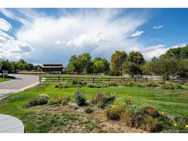 8855 W Bear Creek, Lakewood, CO 80227