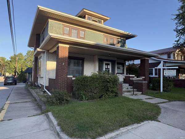 112 S Main ST, Middlebury, IN 46540