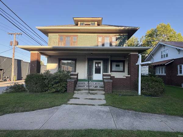 112 S Main ST, Middlebury, IN 46540