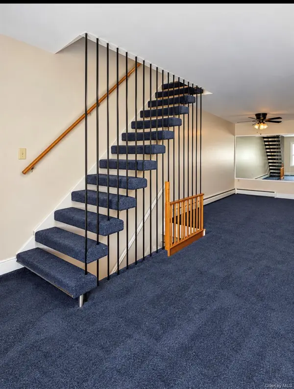 87 W Main ST #2, Walden, NY 12586