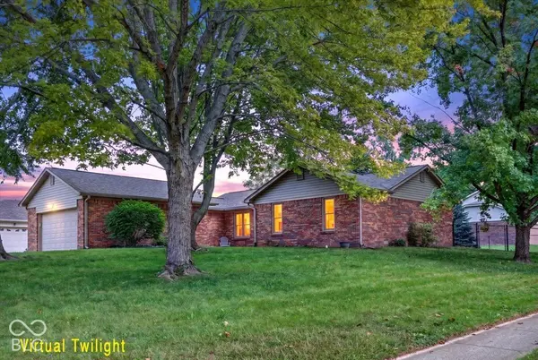 1101 Riverview DR, Greenfield, IN 46140