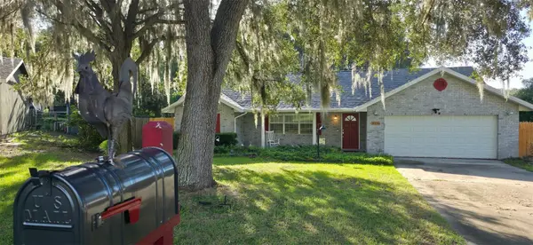36236 MARY ELLEN ST, Fruitland Park, FL 34731