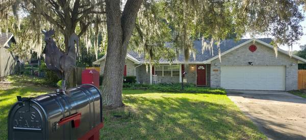 36236 MARY ELLEN ST, Fruitland Park, FL 34731