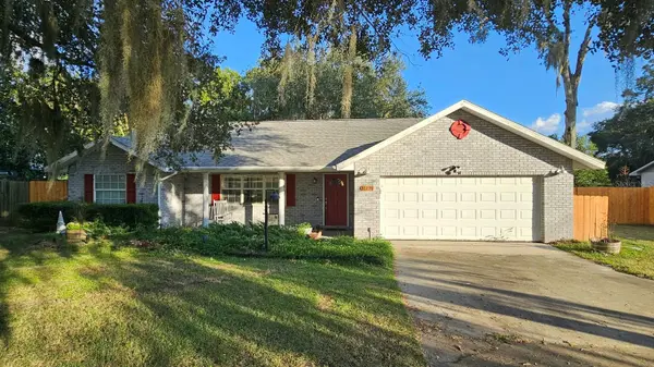 36236 MARY ELLEN ST, Fruitland Park, FL 34731