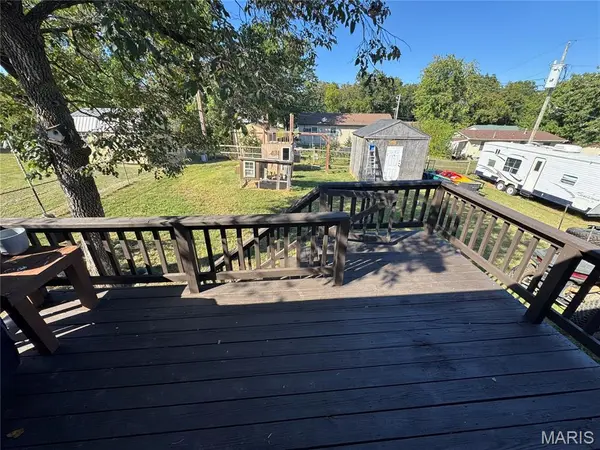 1105 Market ST, Ste Genevieve, MO 63670