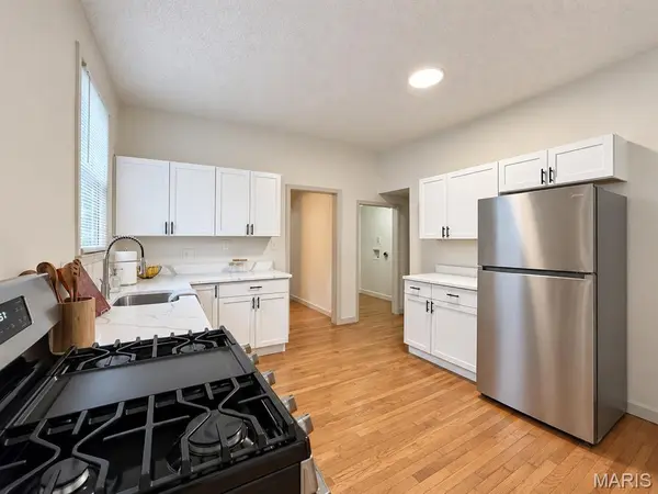 4805 Goethe AVE, St Louis, MO 63116