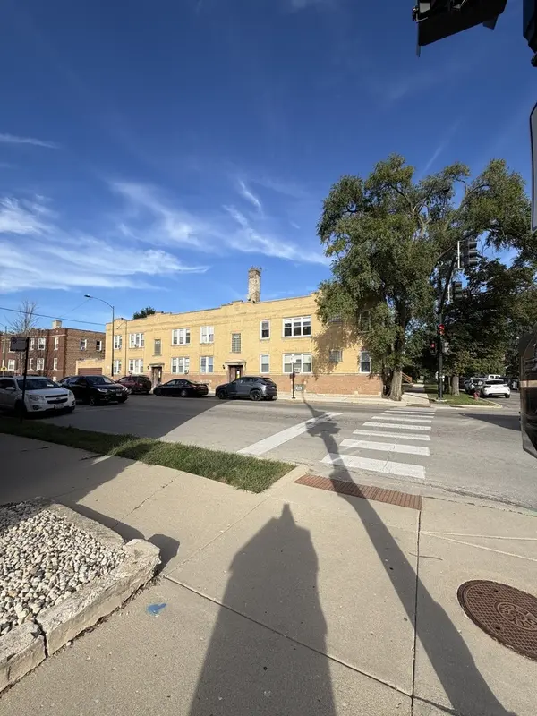 3803 N Laramie AVE, Chicago, IL 60641