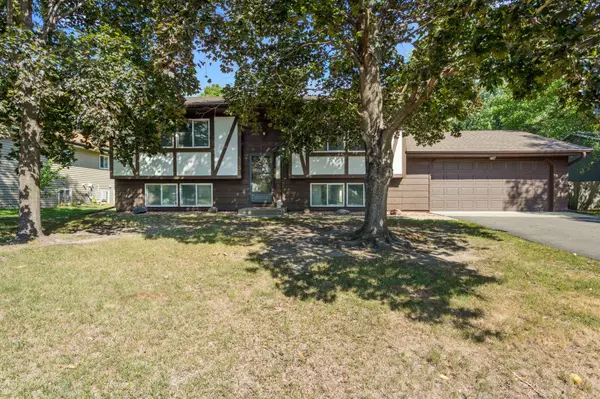 3231 116th LN NW, Coon Rapids, MN 55433