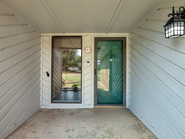 1509 Sand Springs TRL, Edmond, OK 73013
