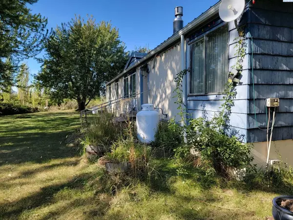 164908 W Old Inland Empire Hwy, Prosser, WA 99350