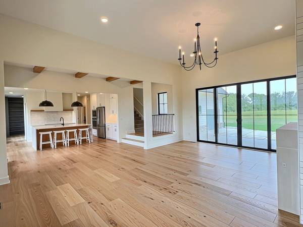 200 Cedar Ranch Ct, Derby, KS 67037