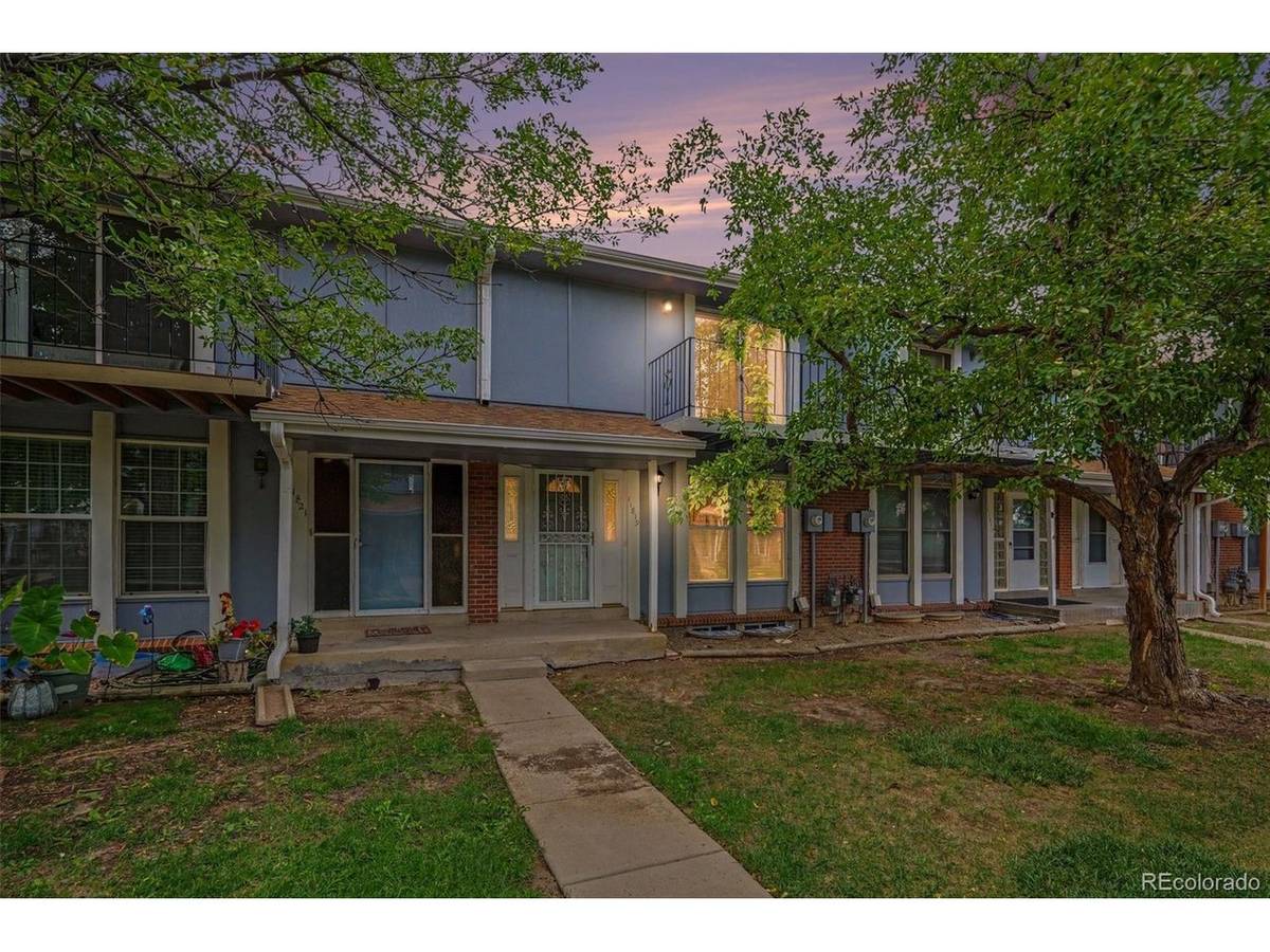 11819 E Canal, Aurora, CO 80011