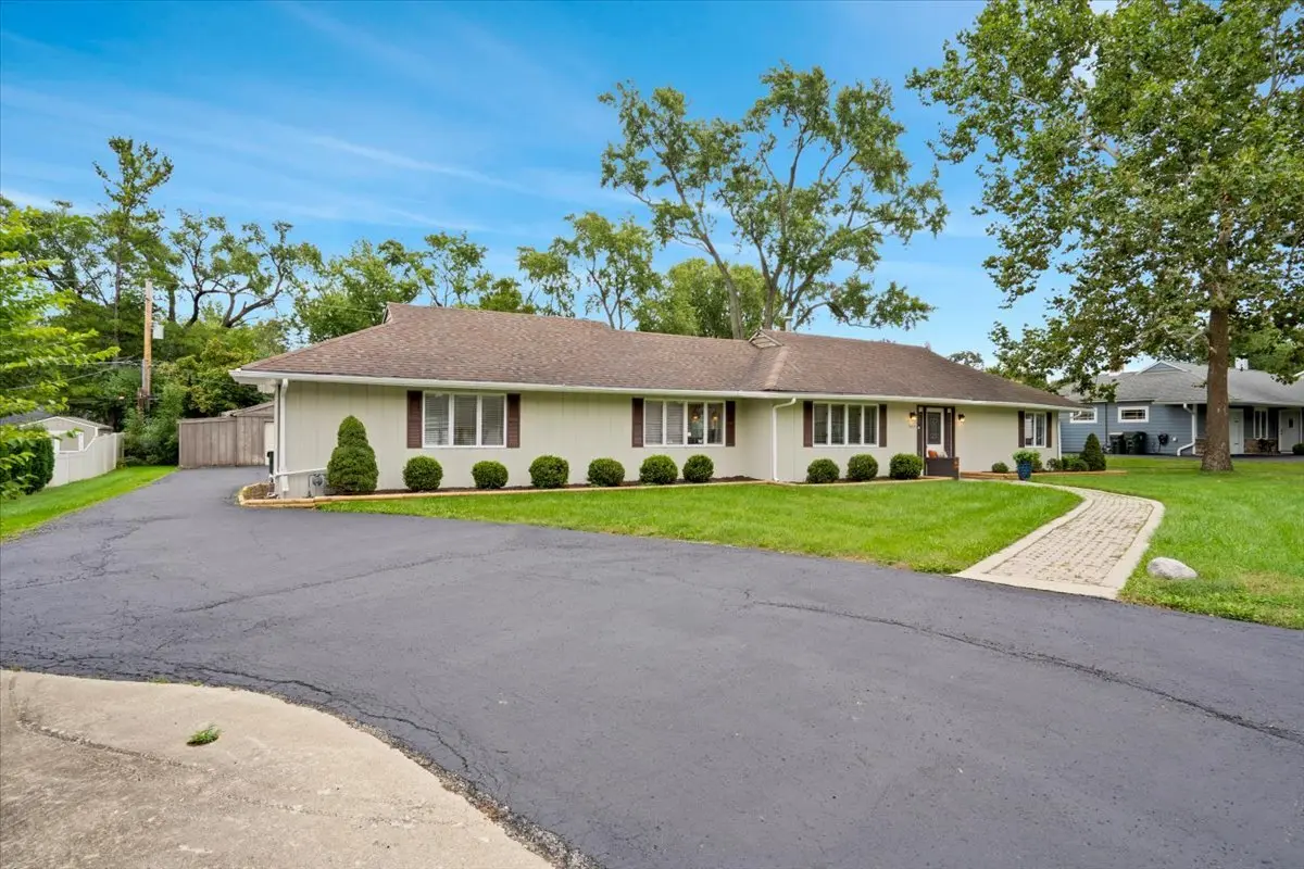 5613 Howard AVE, La Grange Highlands, IL 60525