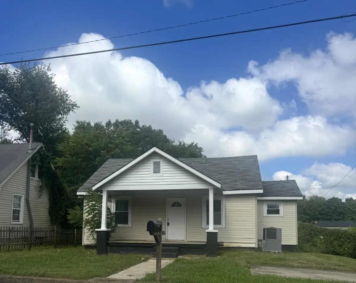 840 Richardson St, Clarksville, TN 37040