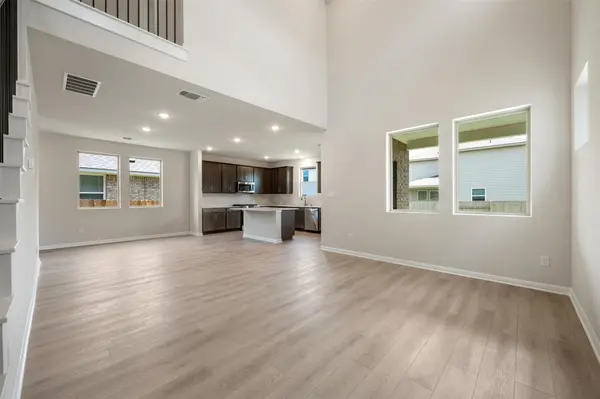 310 Possumhaw LN, San Marcos, TX 78666