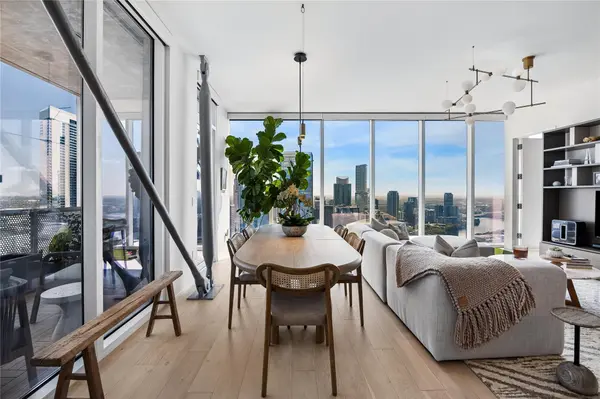 301 West Ave #5003, Austin, TX 78701