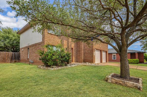 105 Golden Gate DR, Leander, TX 78641