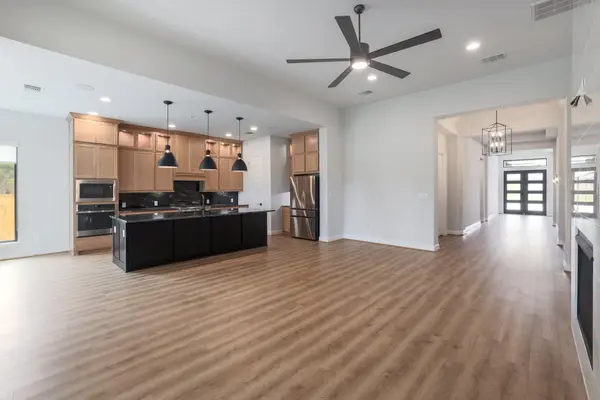 1408 Logan Del WAY, Leander, TX 78641