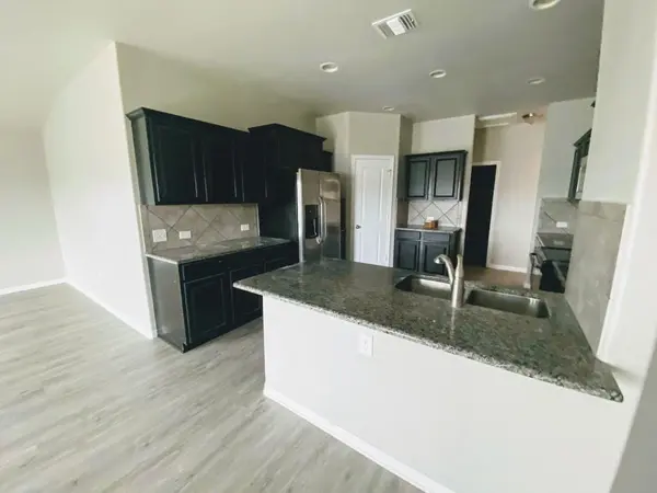 228 Avalanche Ave, Georgetown, TX 78626