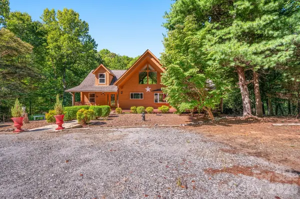 143 Rosewood LN, Rutherfordton, NC 28139