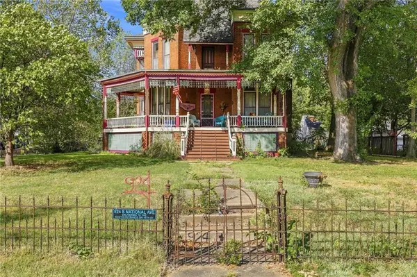 924 S National AVE, Fort Scott, KS 66701